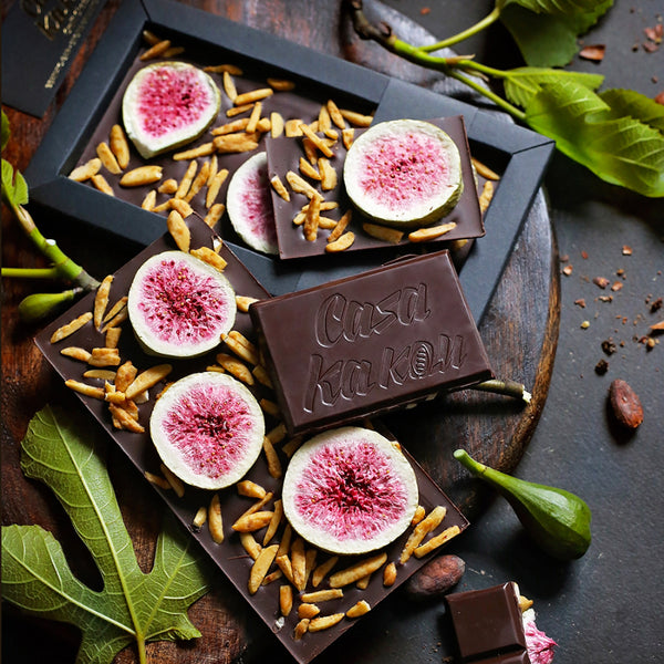 CRAFT CHOCOLATE WITH FIG AND CARAMELIZED ALMOND